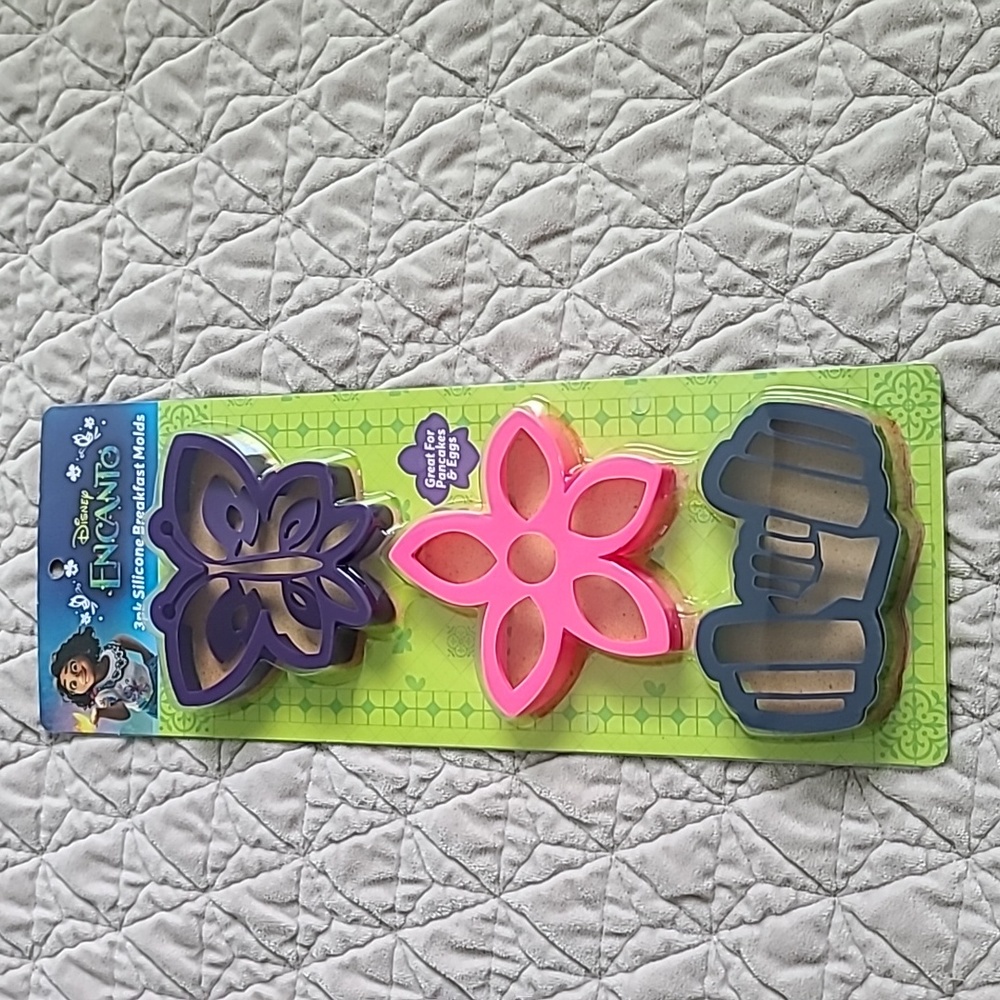 Disney Encanto silicone breakfast molds